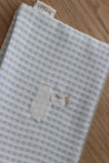 ギンガムスワン刺繍のおむつポーチ /アイスブルー - （ボジ） 公式ショップ | おしゃれな名入れ育児グッズ
